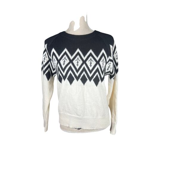Black & White Nordic Geometric Knit Sweater | Shein | Cabin Core | Size S NWOT - Picture 3 of 6